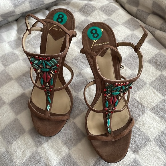 Brian Atwood Donosa T Strap Jeweled
Sandals • Heel - Picture 2 of 5